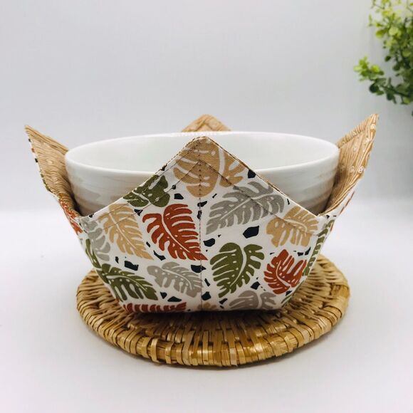Set of Three Microwave Bowl Cozy Holder, Reversible, Monstera Plant Leaves Print - Picture 3 of 10